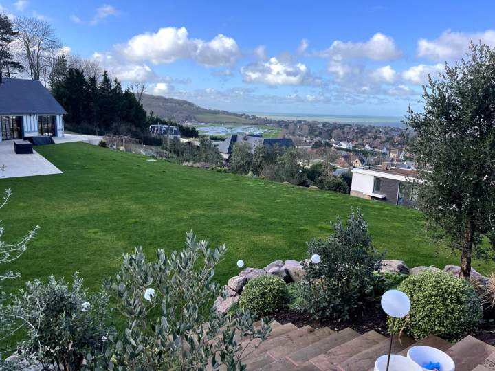 Installation d'éclairage extérieur Normandie