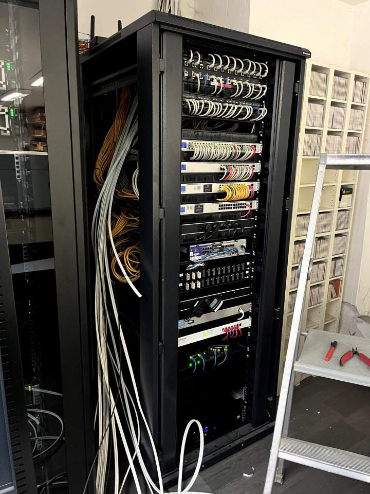 Installation de baies informatiques Normandie