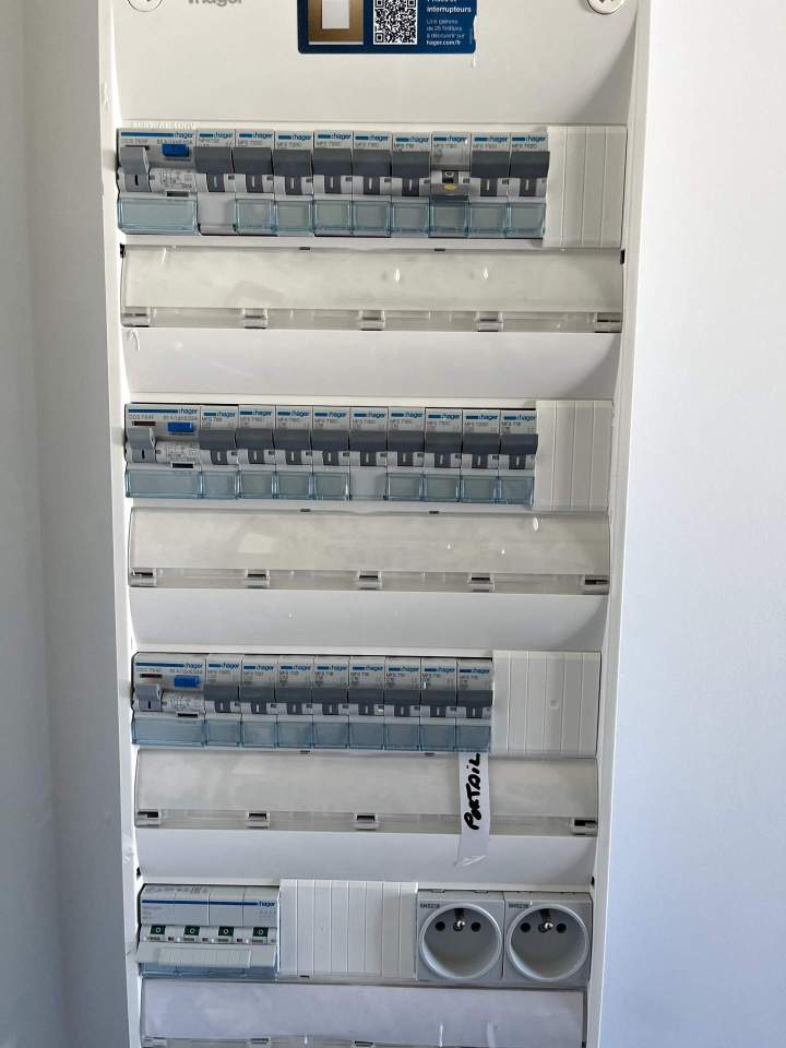 Pose de TGBT Normandie