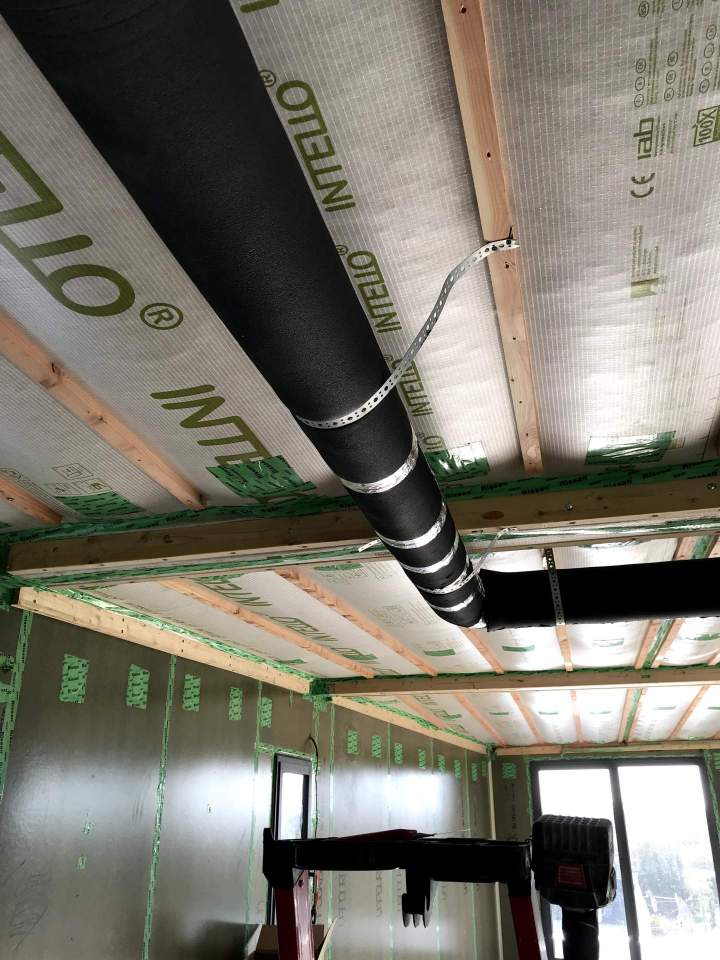 Pose de systèmes de ventilation tertiaire Normandie