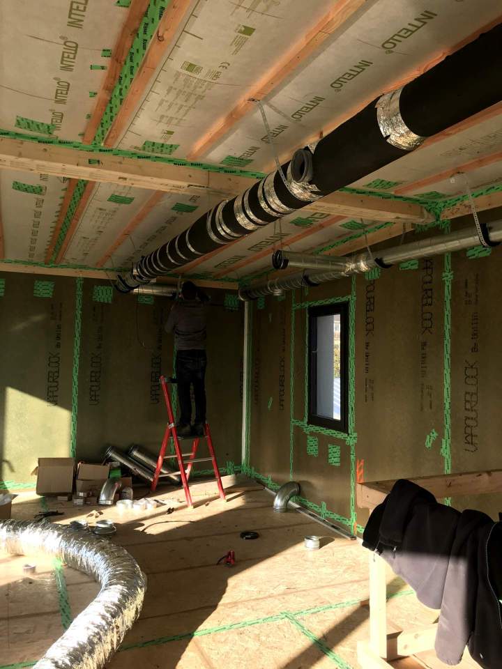 Pose de systèmes de ventilation tertiaire Normandie