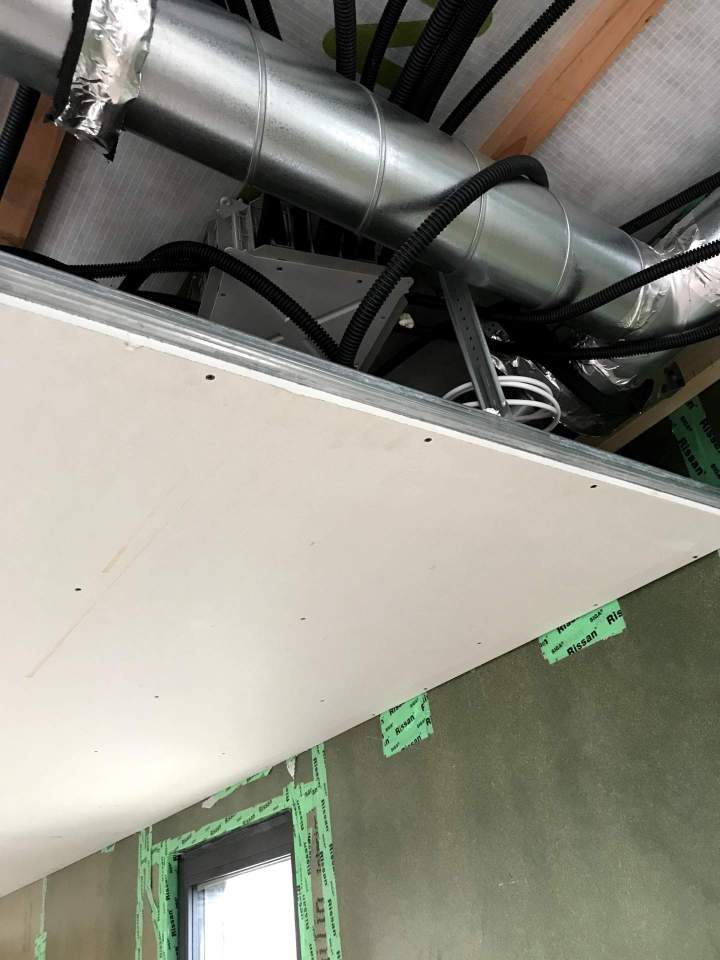 Pose de systèmes de ventilation tertiaire Normandie