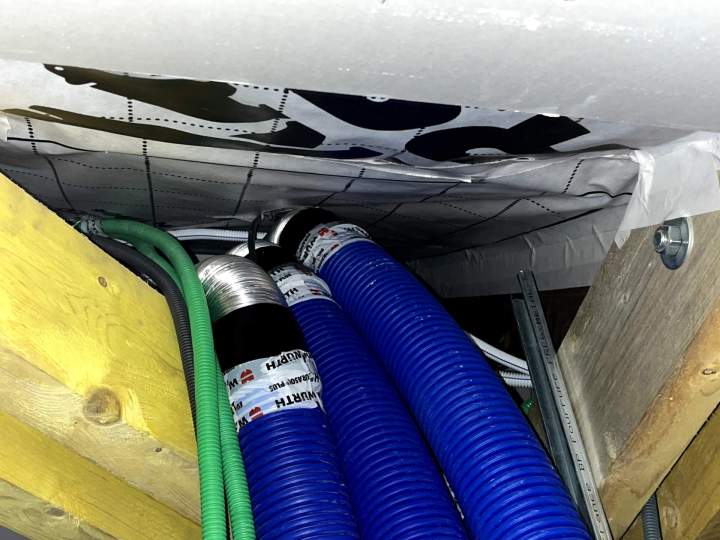 Pose de systèmes de ventilation tertiaire Normandie