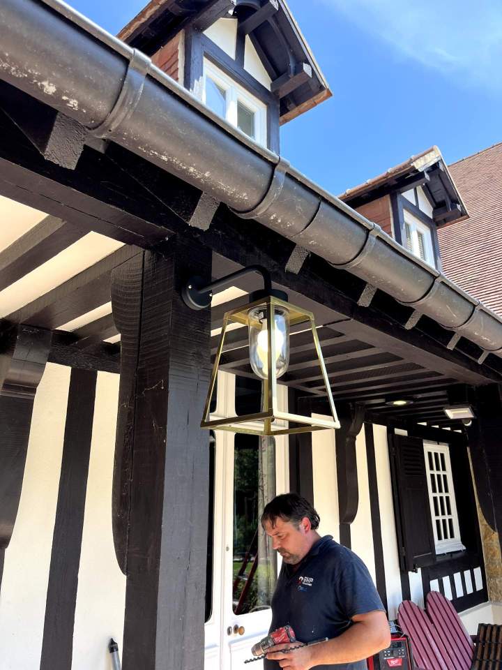 Pose d'éclairage extérieur Normandie