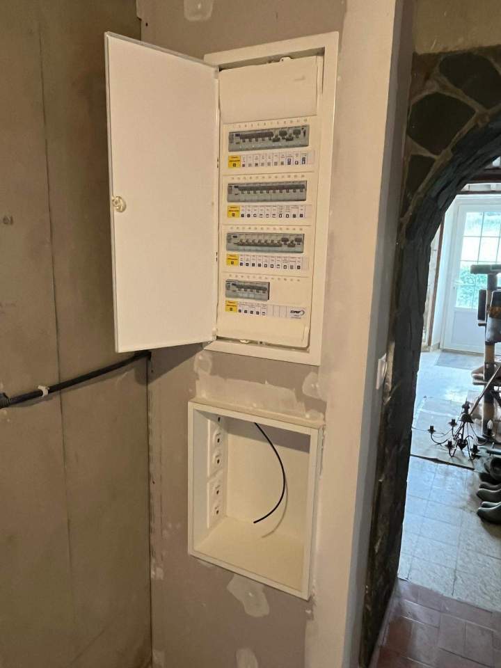 Mettez aux normes vos installations électriques.